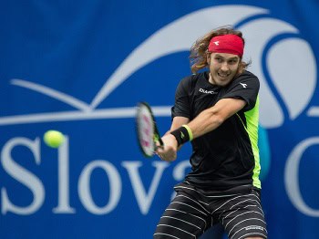Slovenskí tenisti sa tešili z postupu: Lacko súperovi takmer nadelil kanára