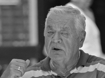Zmenili vopred pripravený program: Aha, ako si uctia legendu Karola Poláka v deň pohrebu