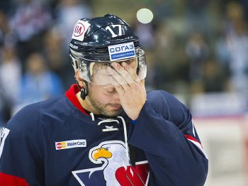 VIDEO Takto sa lúčila obrovská hokejová legenda: Višňovského rozlúčka bola poriadne emotívna