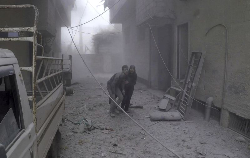 V Sýrii to vrie. Rusko-sýrske nálety zabili najmenej 45 civilistov