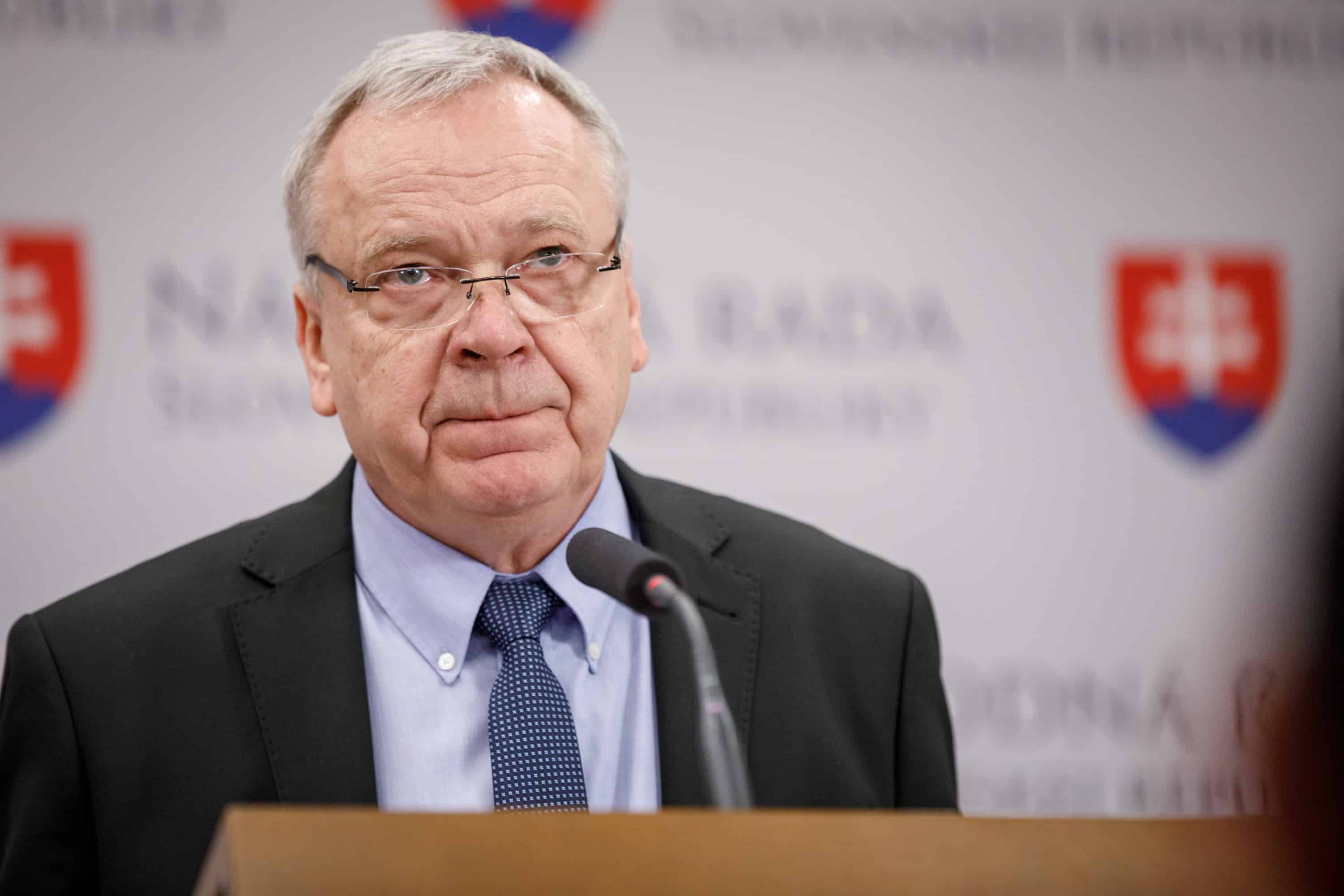 Kresák vystupuje z poslaneckého klubu Mosta-Híd