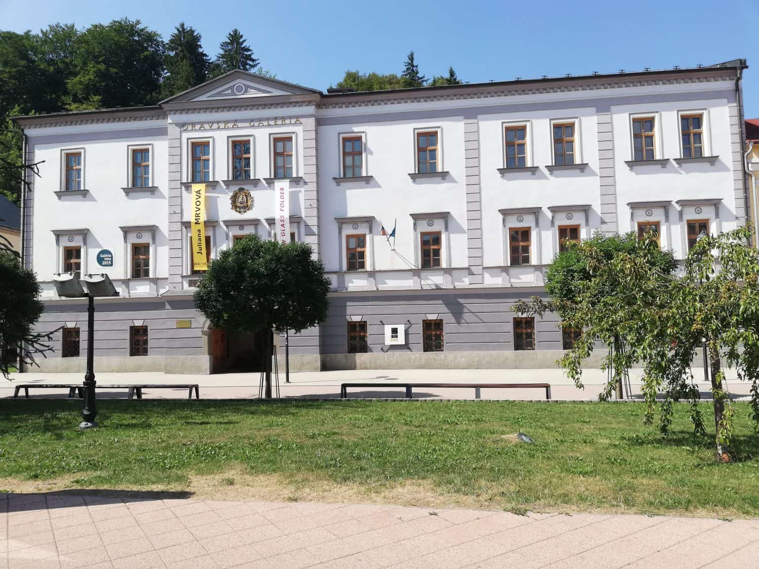 Oravská galéria otvorí 53. sezónu na Slanickom ostrove umenia s novými chodníkmi a podujatiami