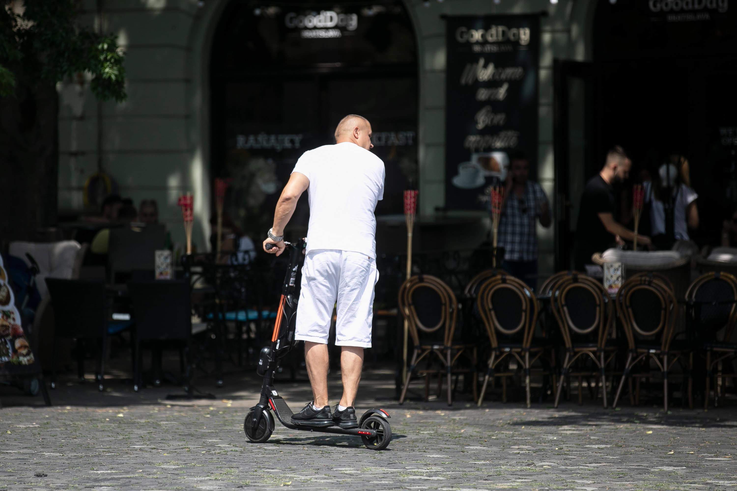 V Myjave pribudne systém zdieľaných elektrických kolobežiek