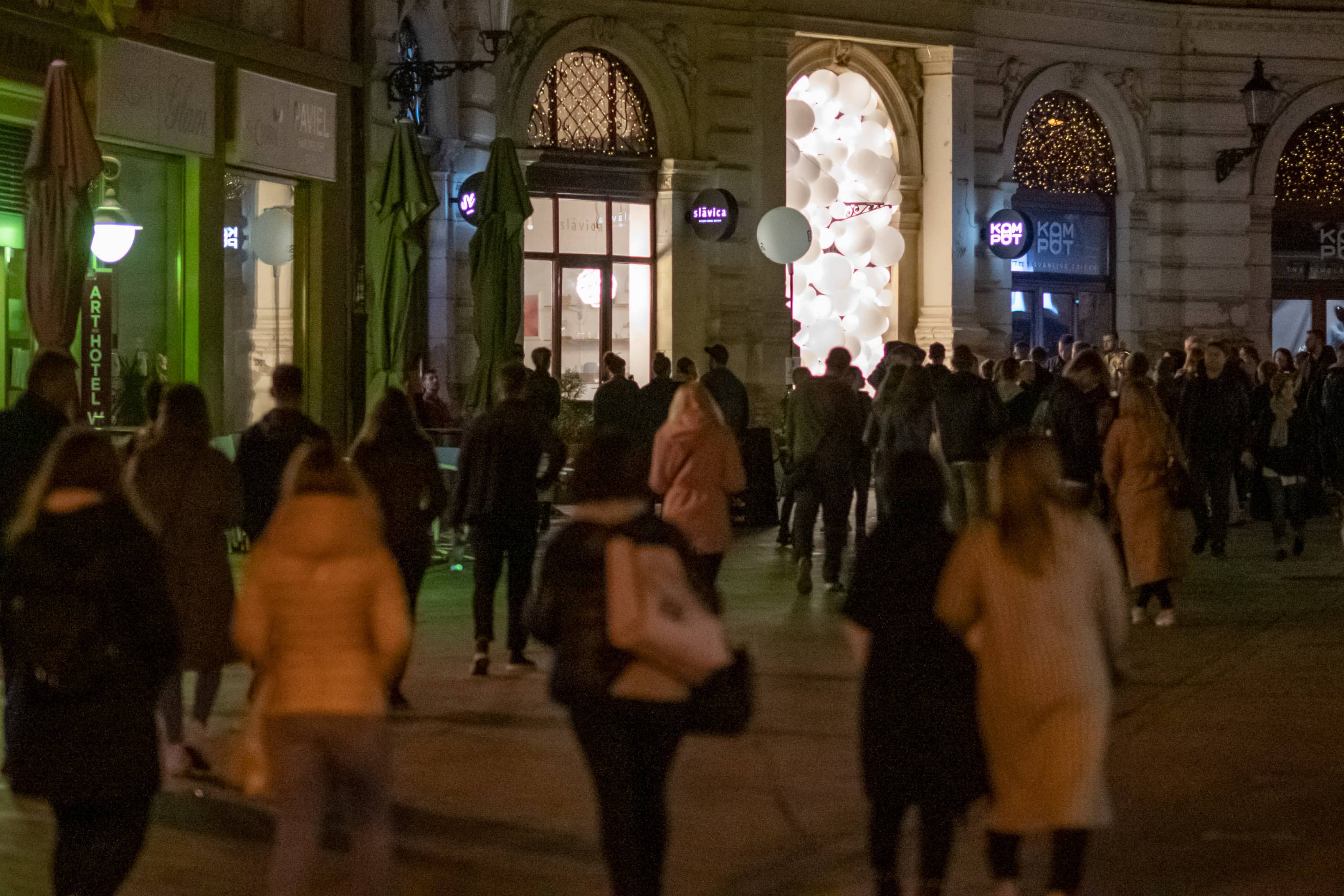 Biela noc v Bratislave: Viac ako 50 svetelných a umeleckých projektov z 10 krajín už tento víkend