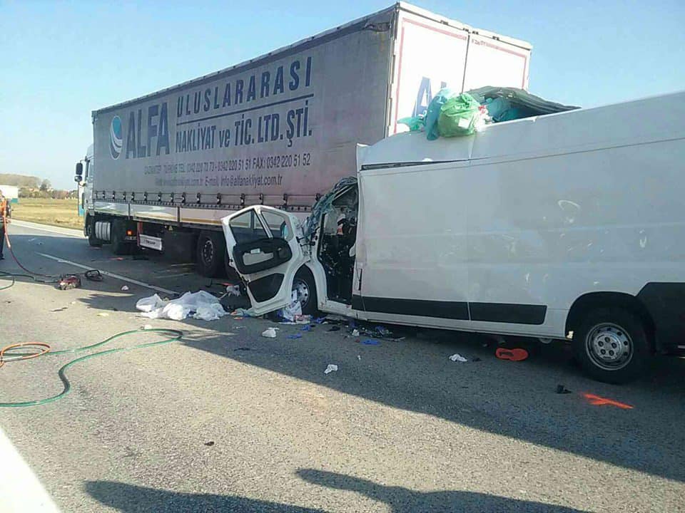 Pri Galante sa zrazil kamión a dodávka, na mieste zasahuje aj vrtuľník
