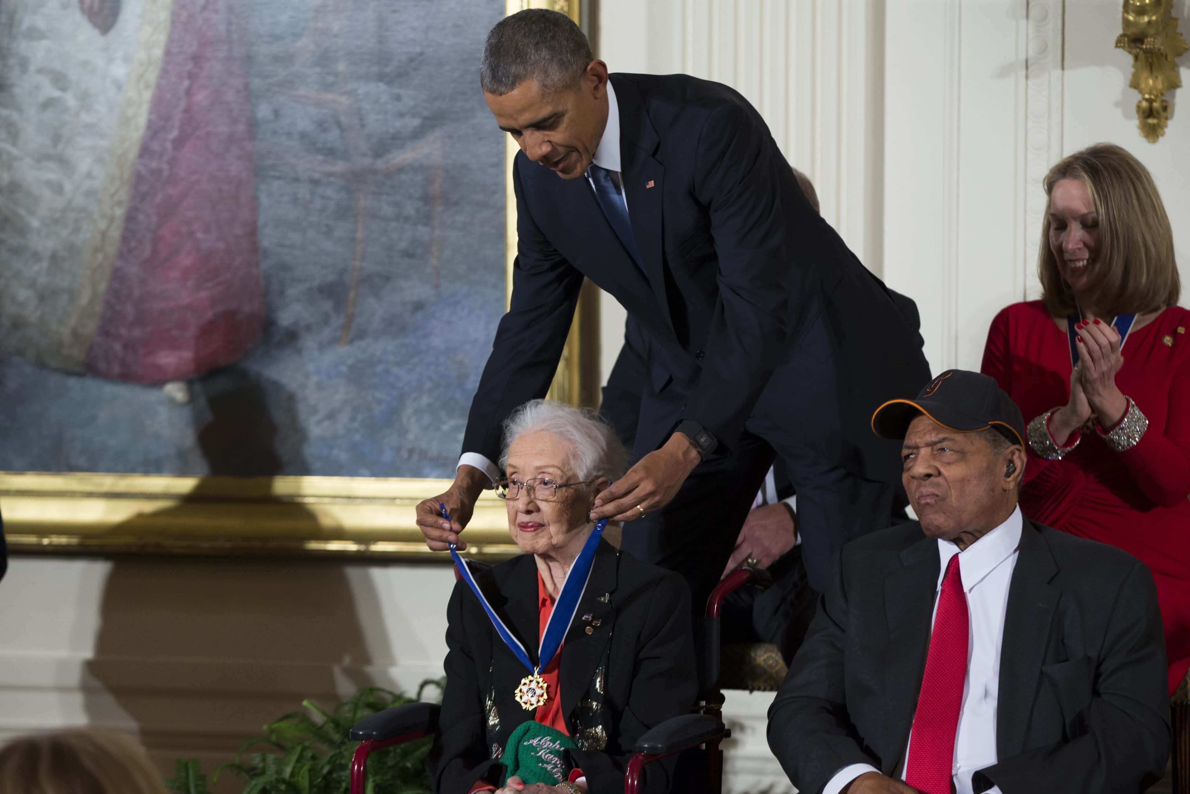 Zomrela matematička Katherine Johnson (†101), kľúčová postava histórie NASA