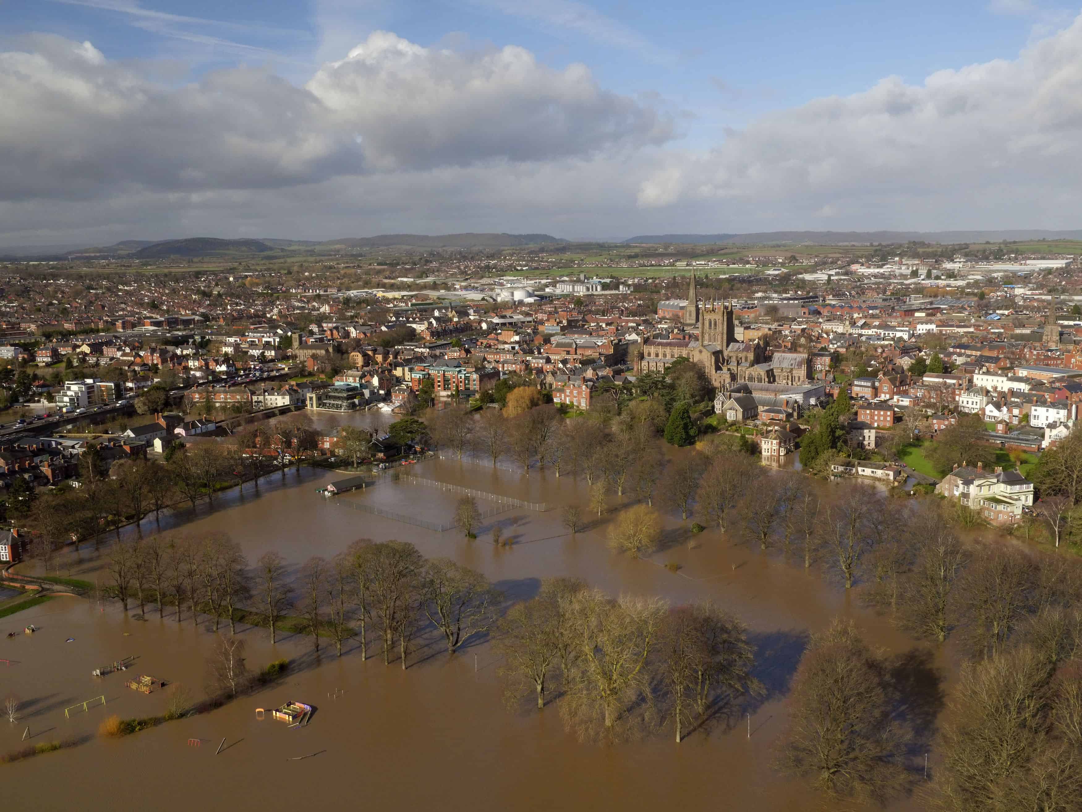 Na Texas udrel prvý hurikán tohtoročnej atlantickej sezóny. Desaťtisíce ľudí zostali bez elektriny