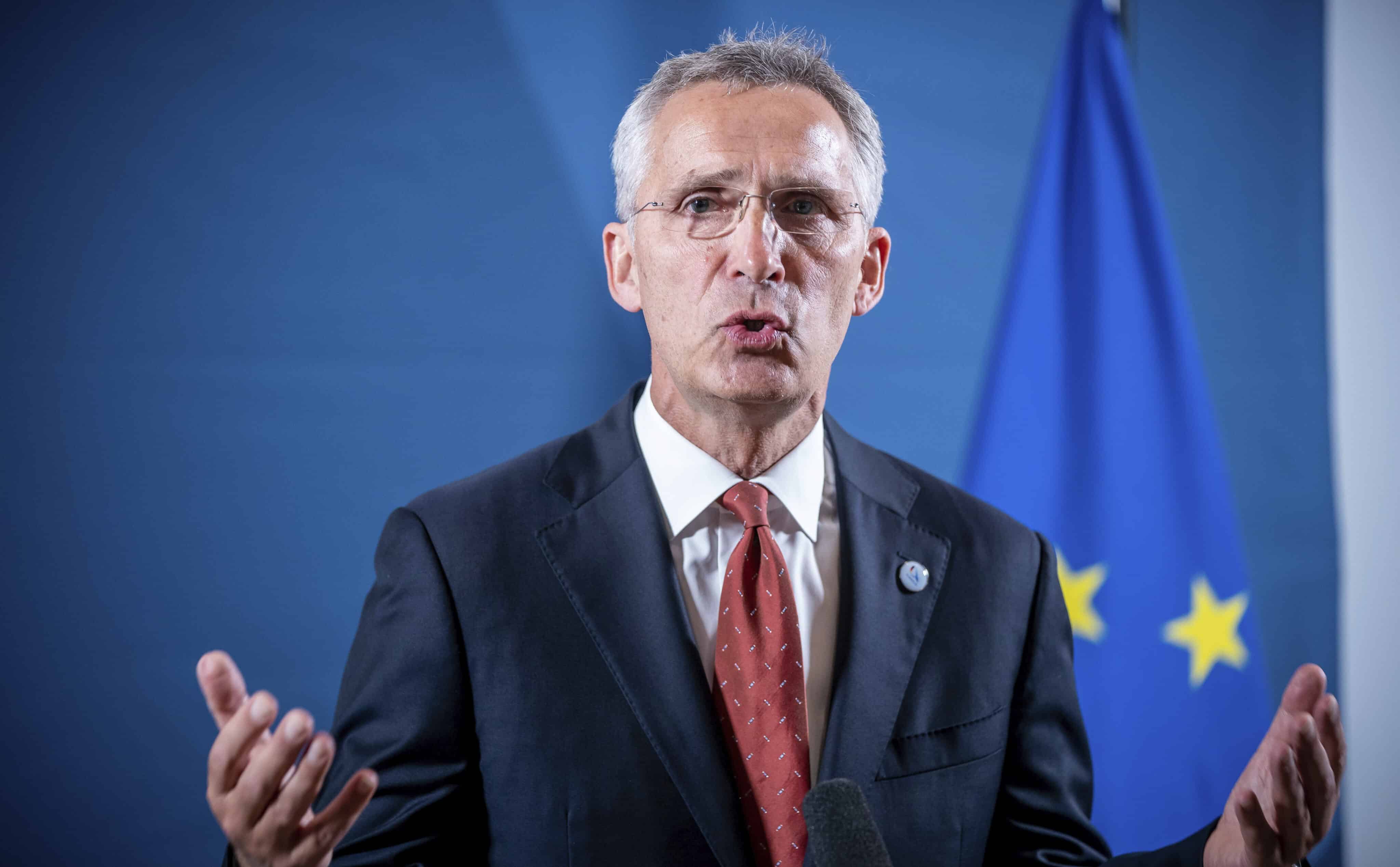 Lukašenko sa neprávom vyhovára na NATO pri potláčaní protestov, tvrdí Stoltenberg