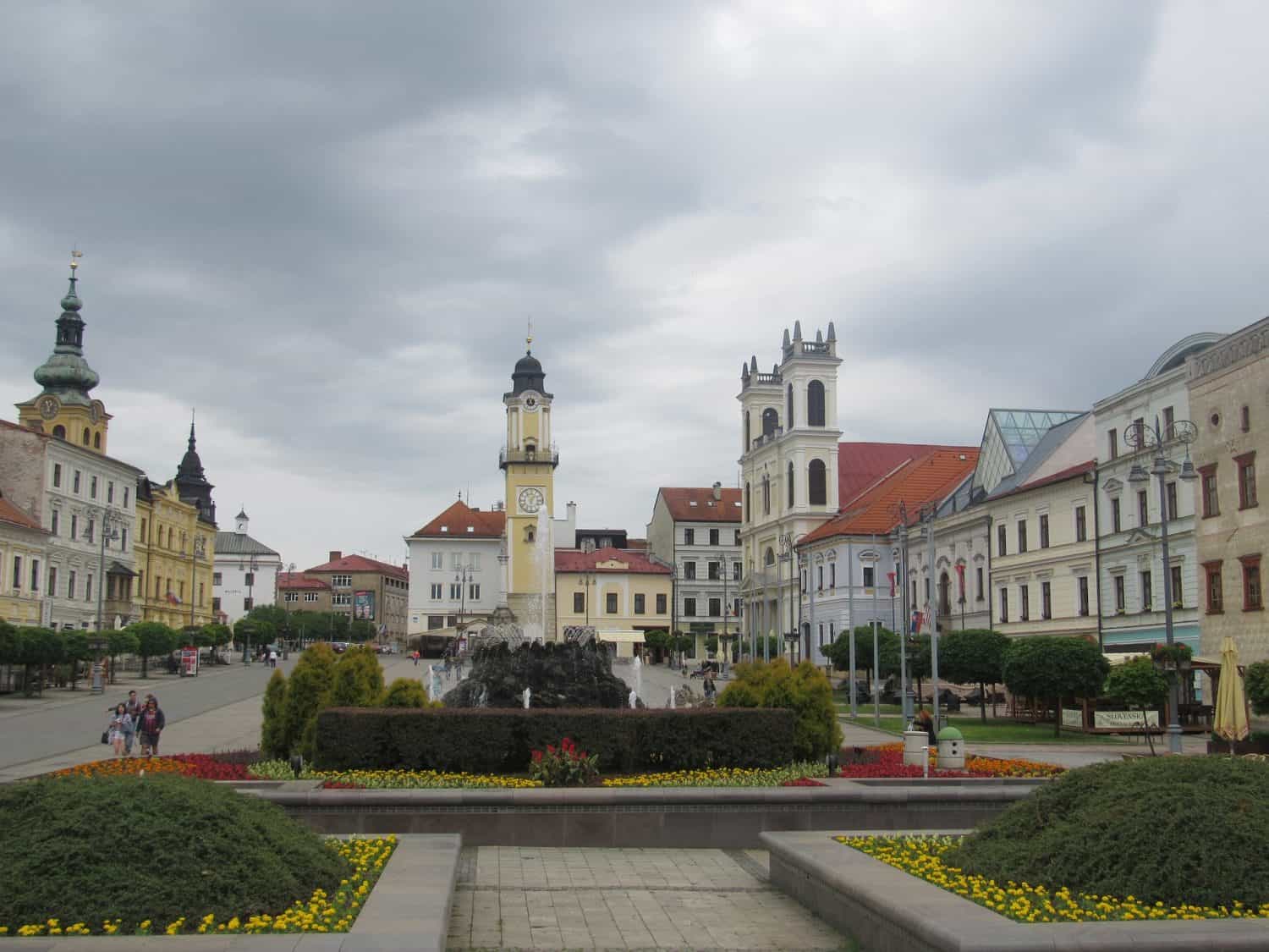Mariánsky stĺp v Banskej Bystrici je v kritickom stave – schodisko uzavreli, hrozí nebezpečenstvo
