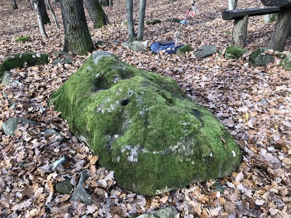 TIP NA VÝLET RASLAVKAMEŇ tragický príbeh lásky láka turistov: Miestni veria v jeho liečivú moc