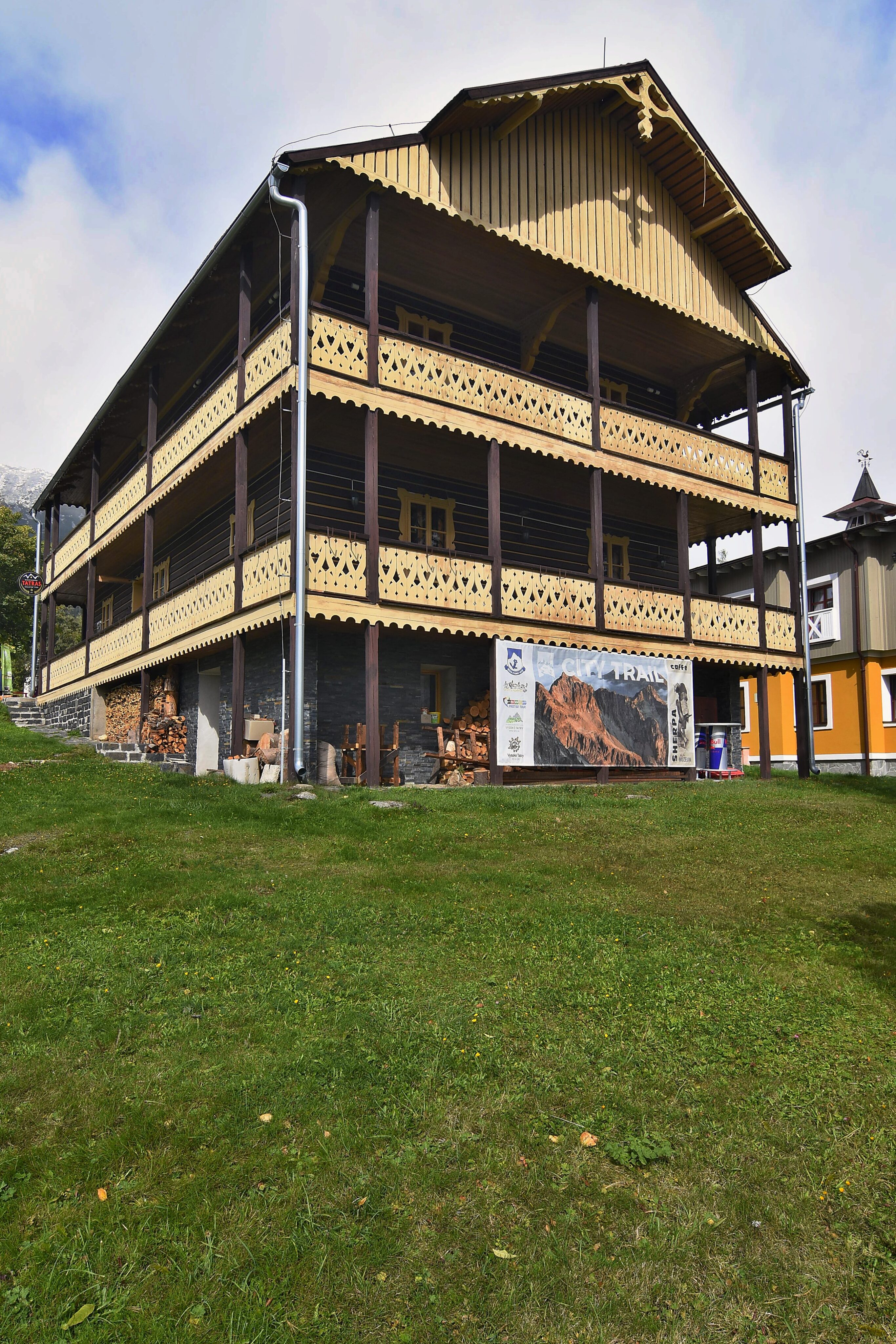 švajčiarsky dom v Starom Smokovci