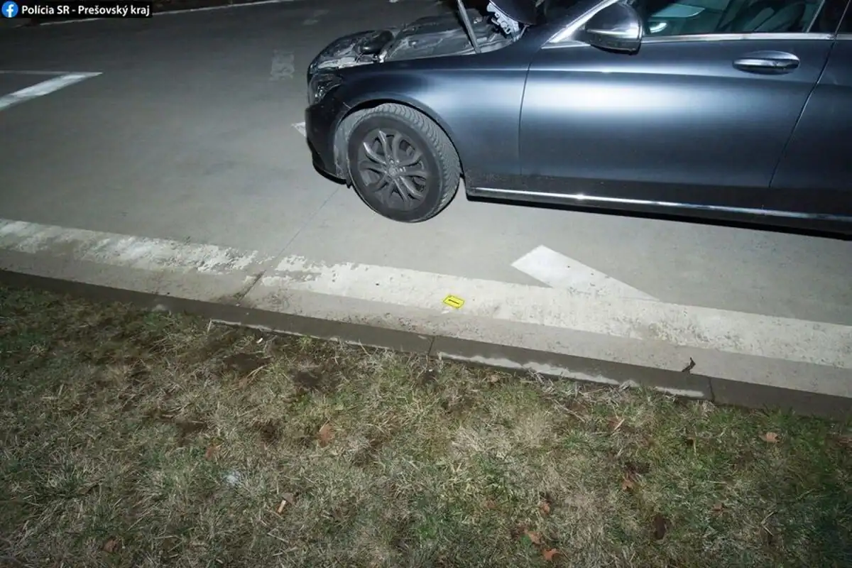 Po zastavení nenafúkal, pred policajtmi mu však vypadlo vrecko s drogami