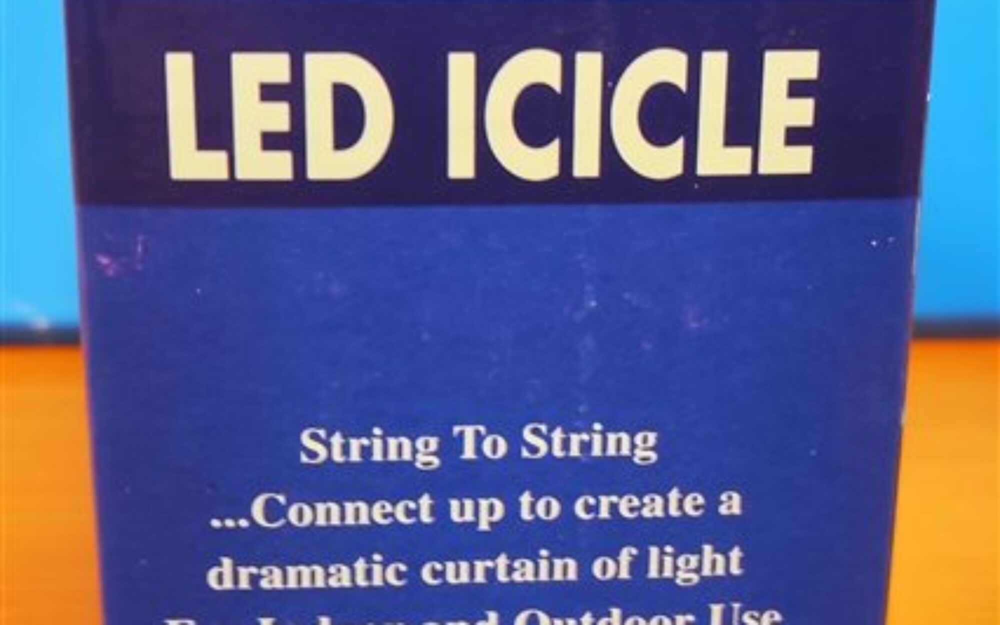 Svetelný reťazec "LED ICICLE LIGHT" item no.: 50048 (len na krabici).