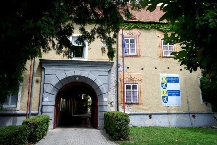 Rekonštrukcia Modranského kaštieľa finišuje. Sprístupnený by mal byť začiatkom októbra