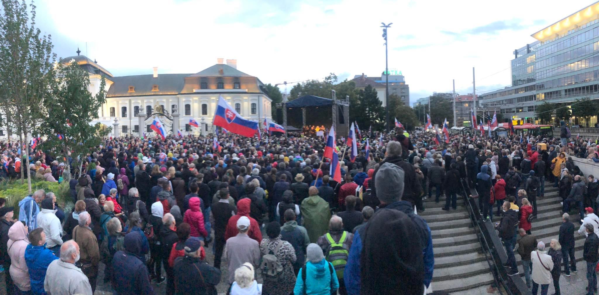 Protivládny protest v Bratislave!