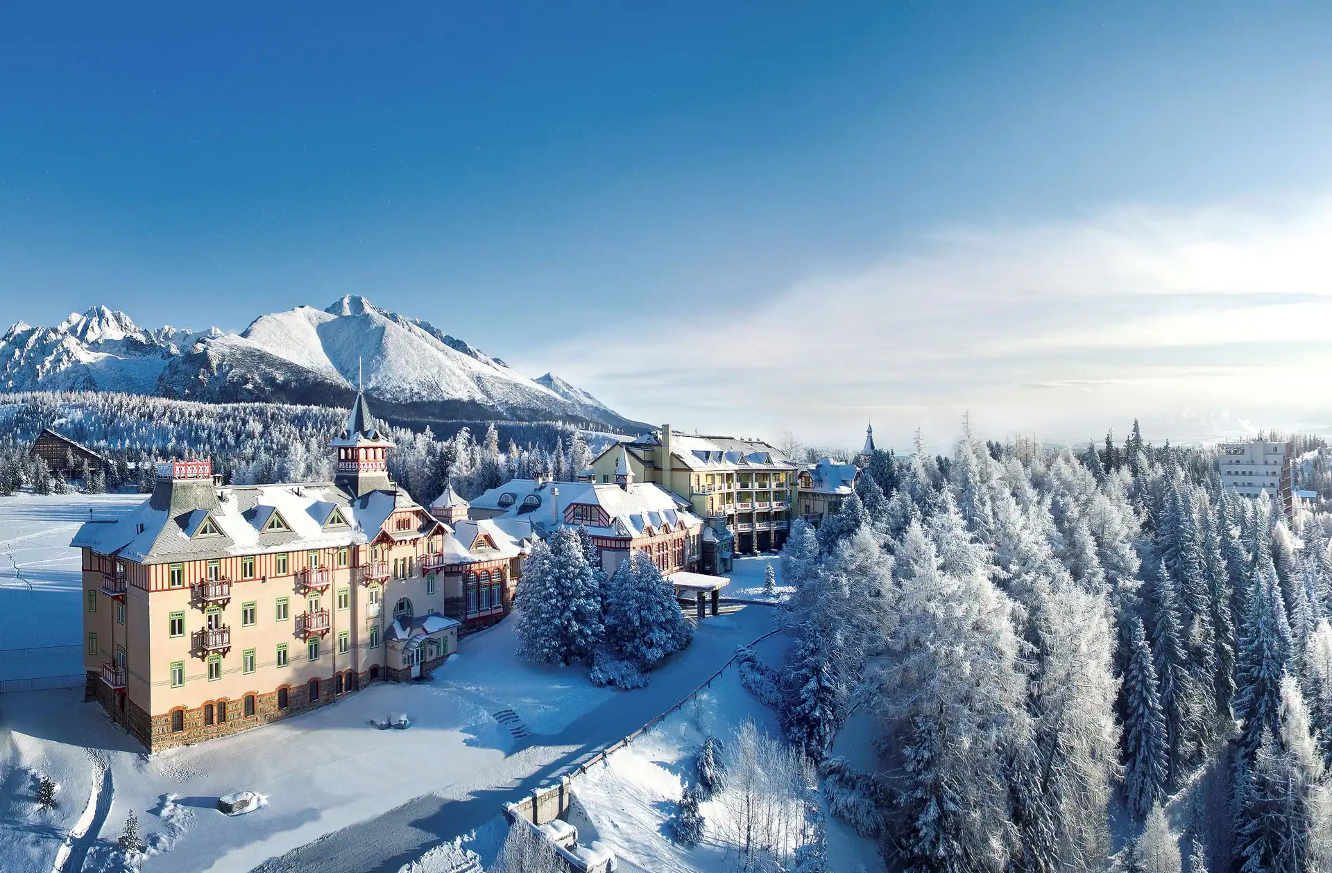 Vysoké Tatry očakávajú nápor turistov: Mesto vyzýva na využitie hromadnej dopravy počas víkendu