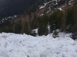 Turistický chodník Ždiar – Široké sedlo uzavreli na neurčito pre lavínový nános