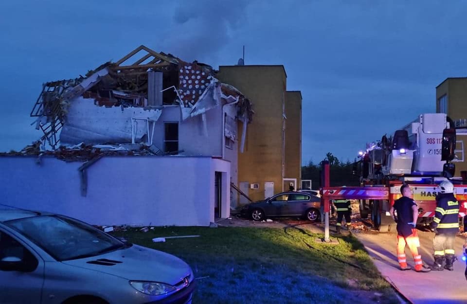 Rodiny z poškodenej bytovky v Bielom Kostole našli dočasné útočisko u príbuzných
