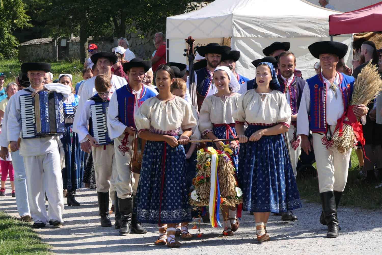 V Martine sa konali tradičné Dožinky: Návštevníci mohli vidieť stroje na spracovanie obilia