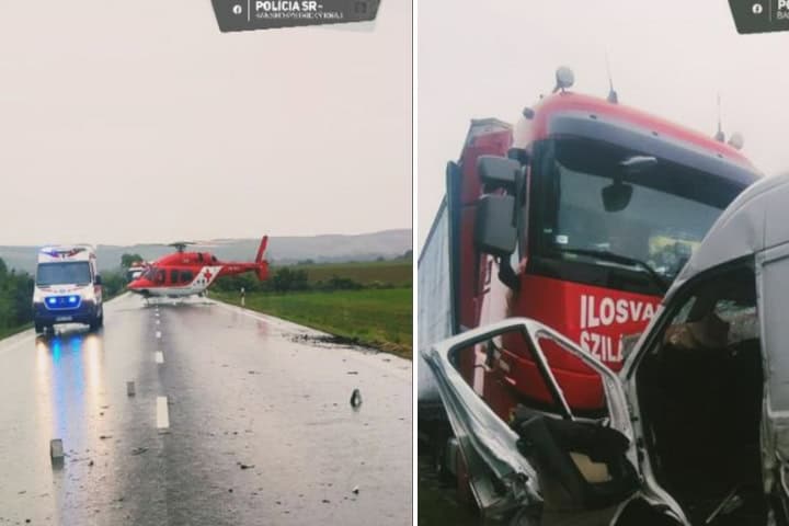AKTUÁLNE FOTO VÁŽNA NEHODA Dodávka KURIÉRA sa čelne zrazila s DVOMA kamiónmi! Na mieste zasahuje VRTUĽNÍK: Cestu uzavreli