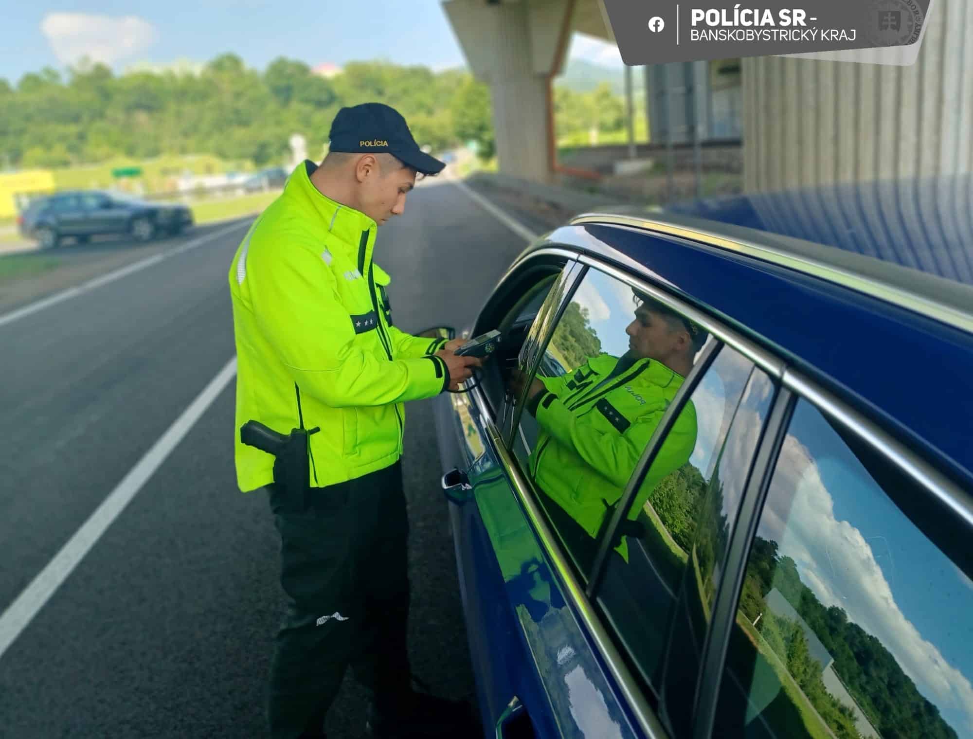 Čo ukázali kontroly na banskobytrických cestách: Motorkári hazardovali so životom!