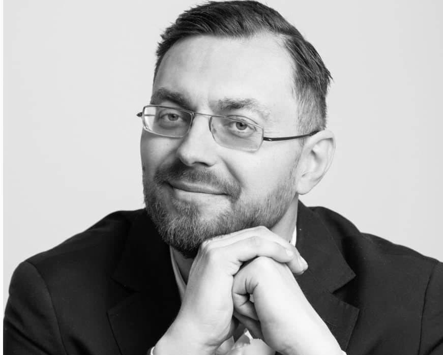 AKTUÁLNE Dnes ZOMREL známy slovenský POLITIK! Dožil sa iba 43 rokov