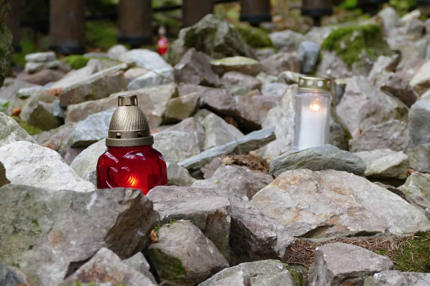 Dušičky v Bratislave: Mestské cintoríny budú otvorené dlhšie