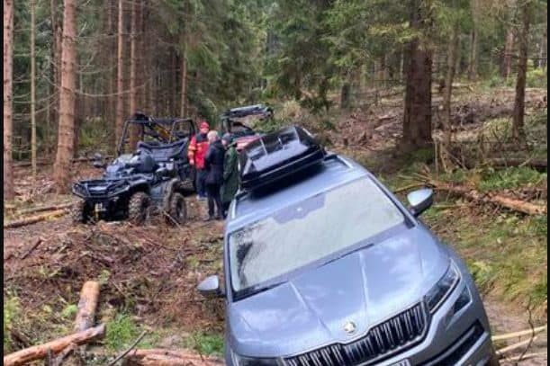 MIMORIADNE PÁTRANIE FOTO Rastislav išiel na huby, našli iba jeho zapadnuté auto!
