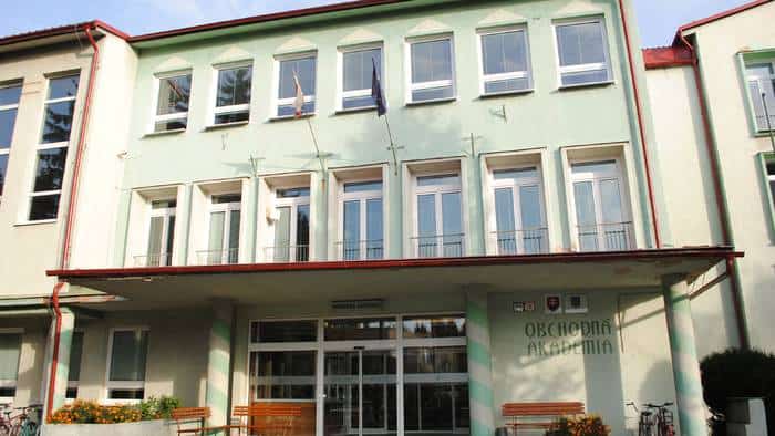 Kraj opäť modernizuje Obchodnú akadémiu v Senici