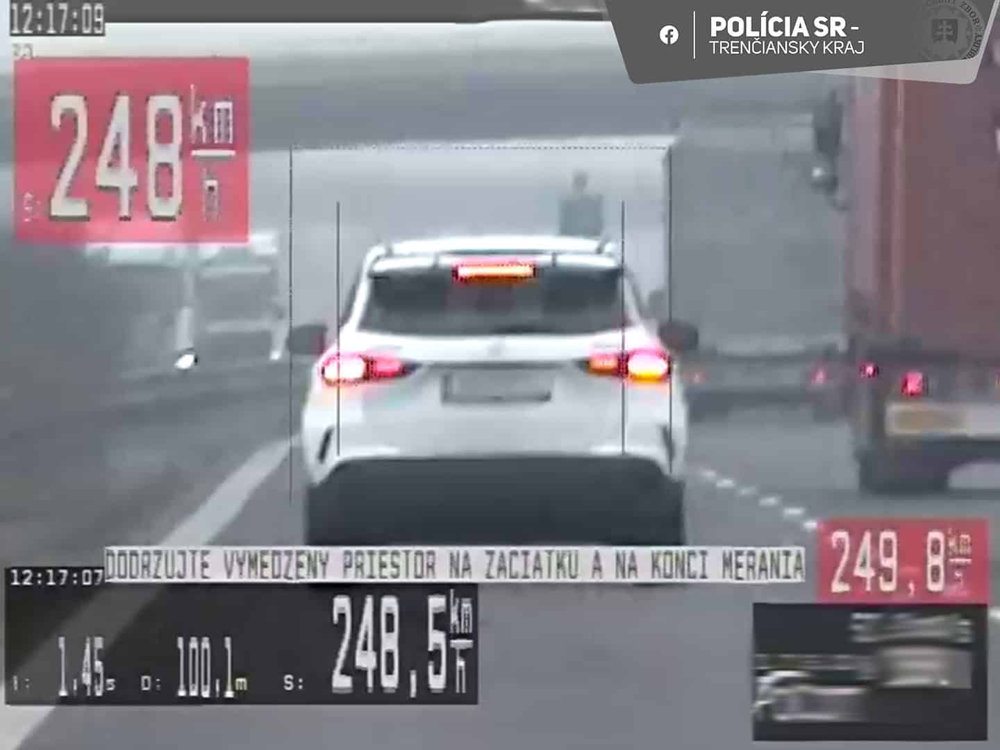 Pirát na D1 pri Dubnici nad Váhom prekročil rýchlosť o 118 km/h