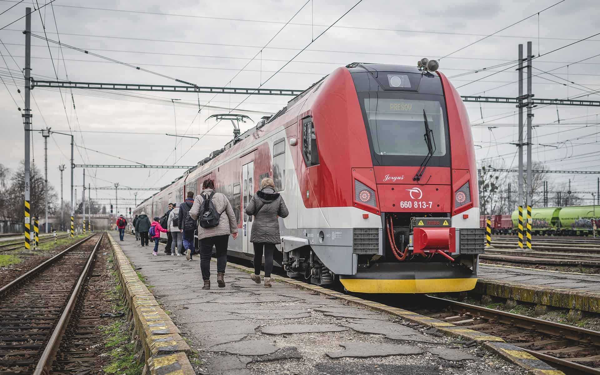 Pohodlne, kamkoľvek potrebujete. Ako sa zlepšili služby vlakov na východe?