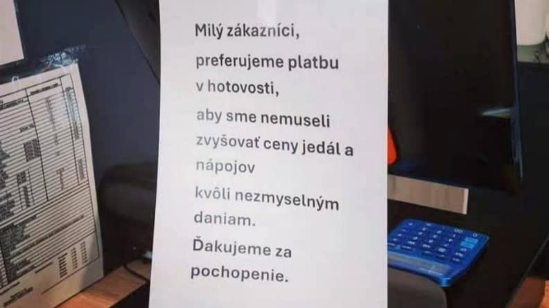 Vracia sa „DOBA KEŠU“! V niektorých prevádzkach už odmietajú hotovosť. Kvôli novej dani už aj prepúšťajú