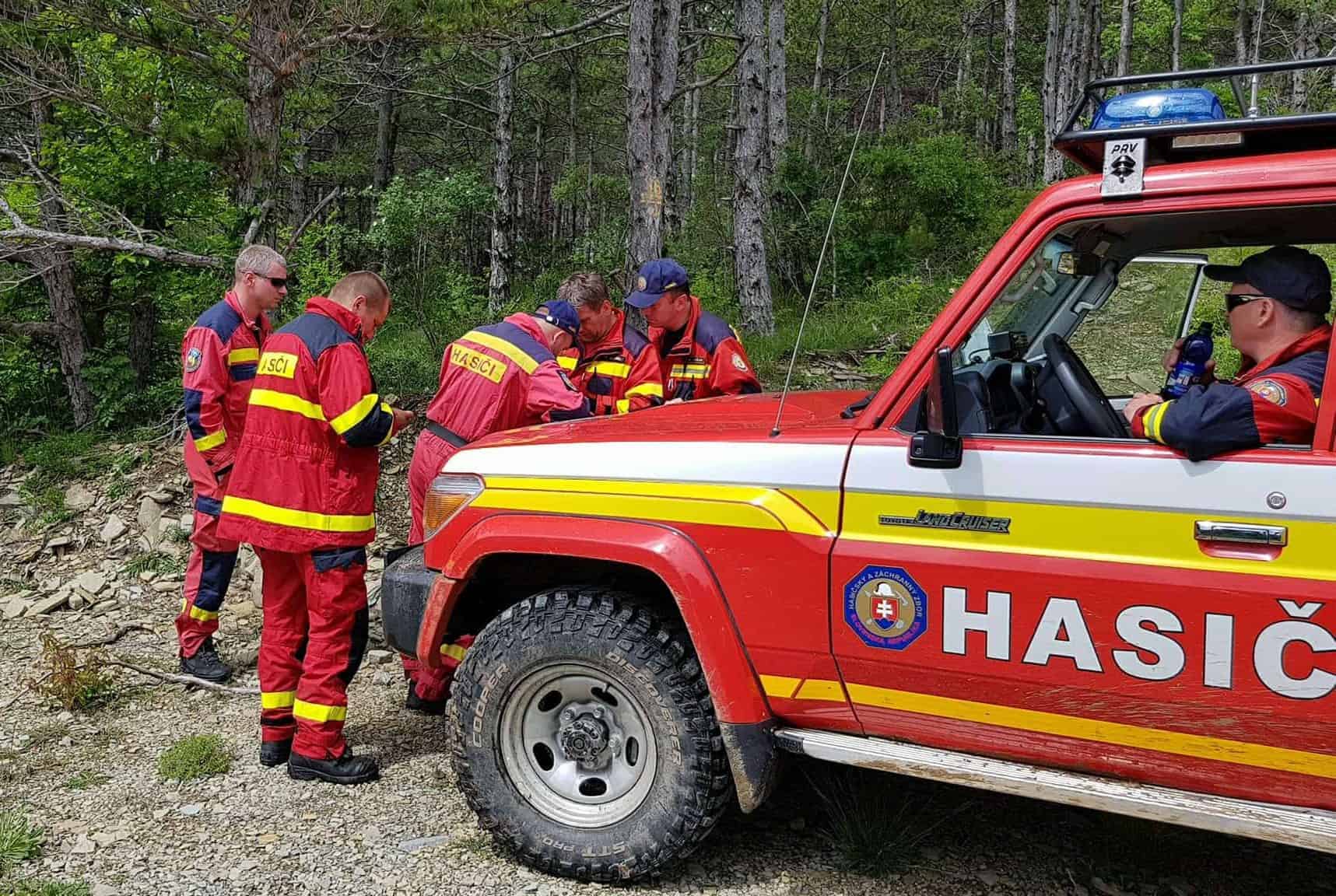 AKTUÁLNE Prebieha ZÁCHRANNÁ AKCIA v ťažko dostupnom teréne: Hlásia ranené dieťa
