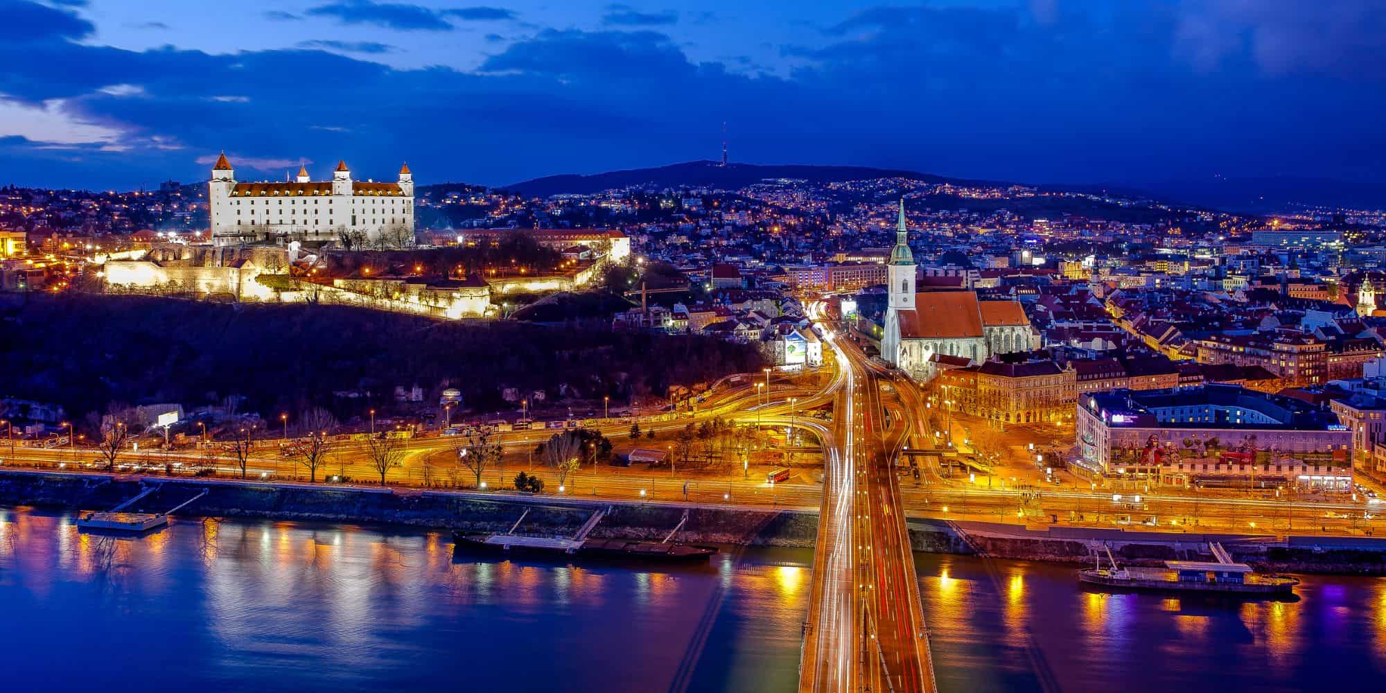 Bratislavu v roku 2025 navštívilo 1,3 milióna hostí: 70 percent bolo zo zahraničia