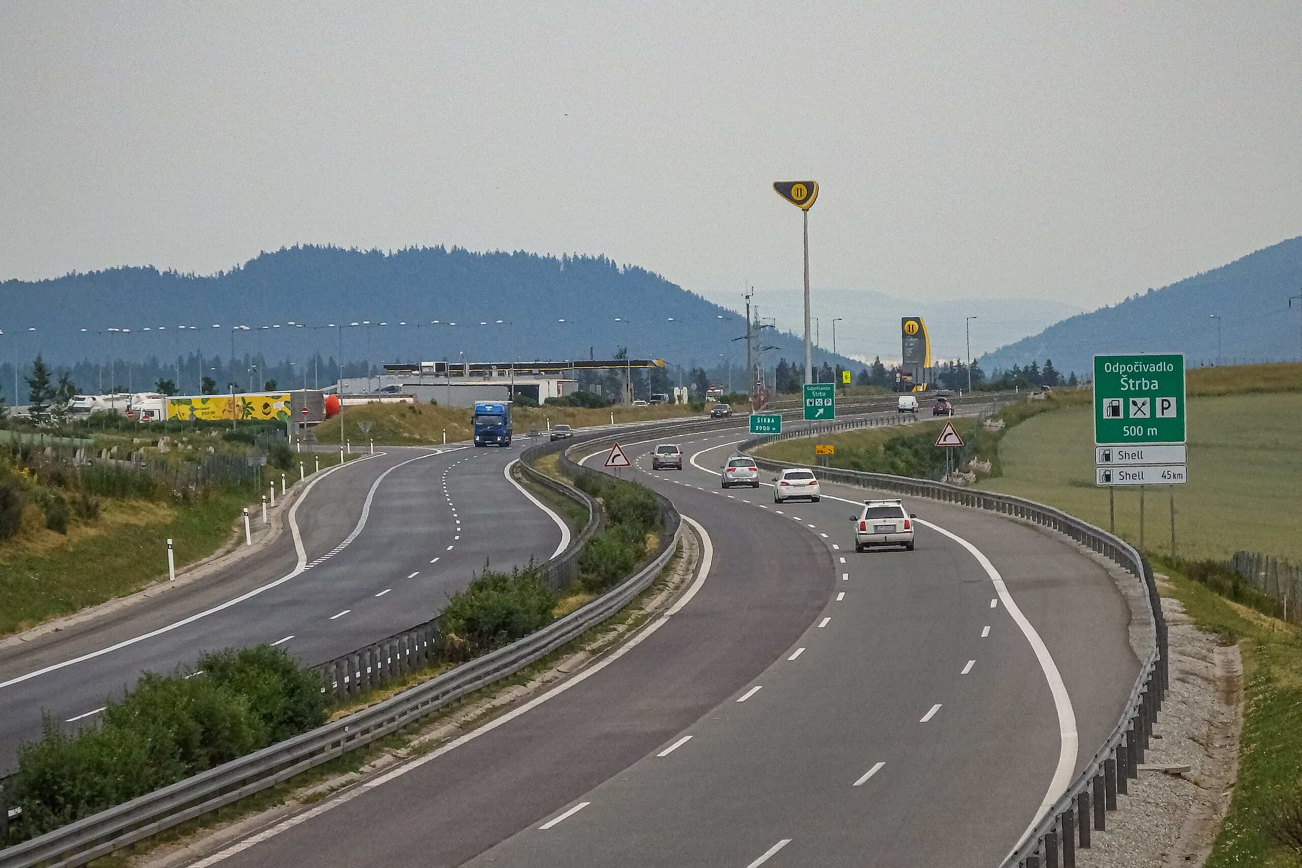 Nezabudnite na obmedzenia na diaľnici pod Tatrami!