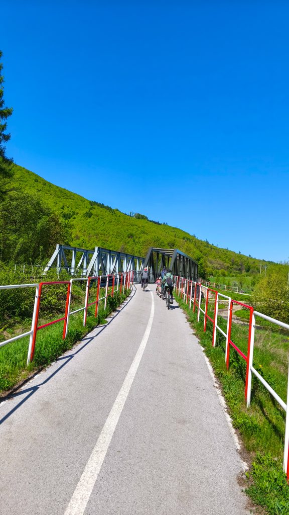 Dôležité upozornenie: Cyklochodník Nemšová – Horné Srnie je uzavretý až do apríla 2026