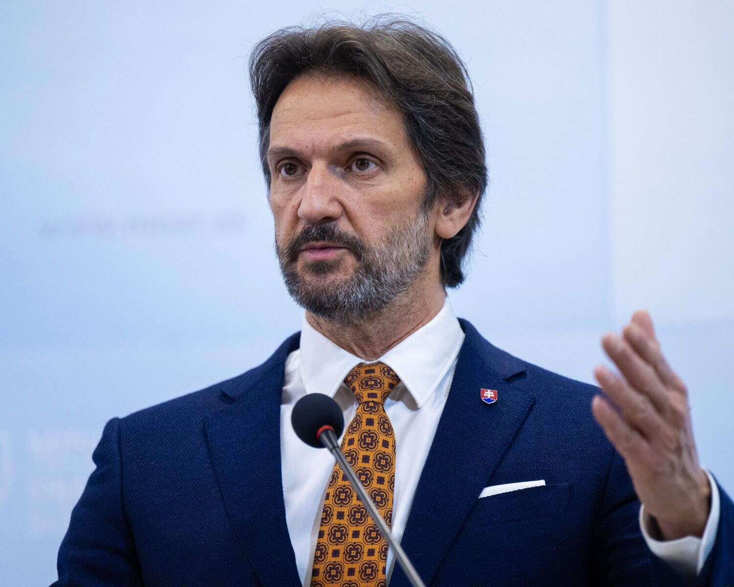Stavba nemocnice v Prešove sa má opäť rozbehnúť: Kaliňák sľubuje  riešenie problémov