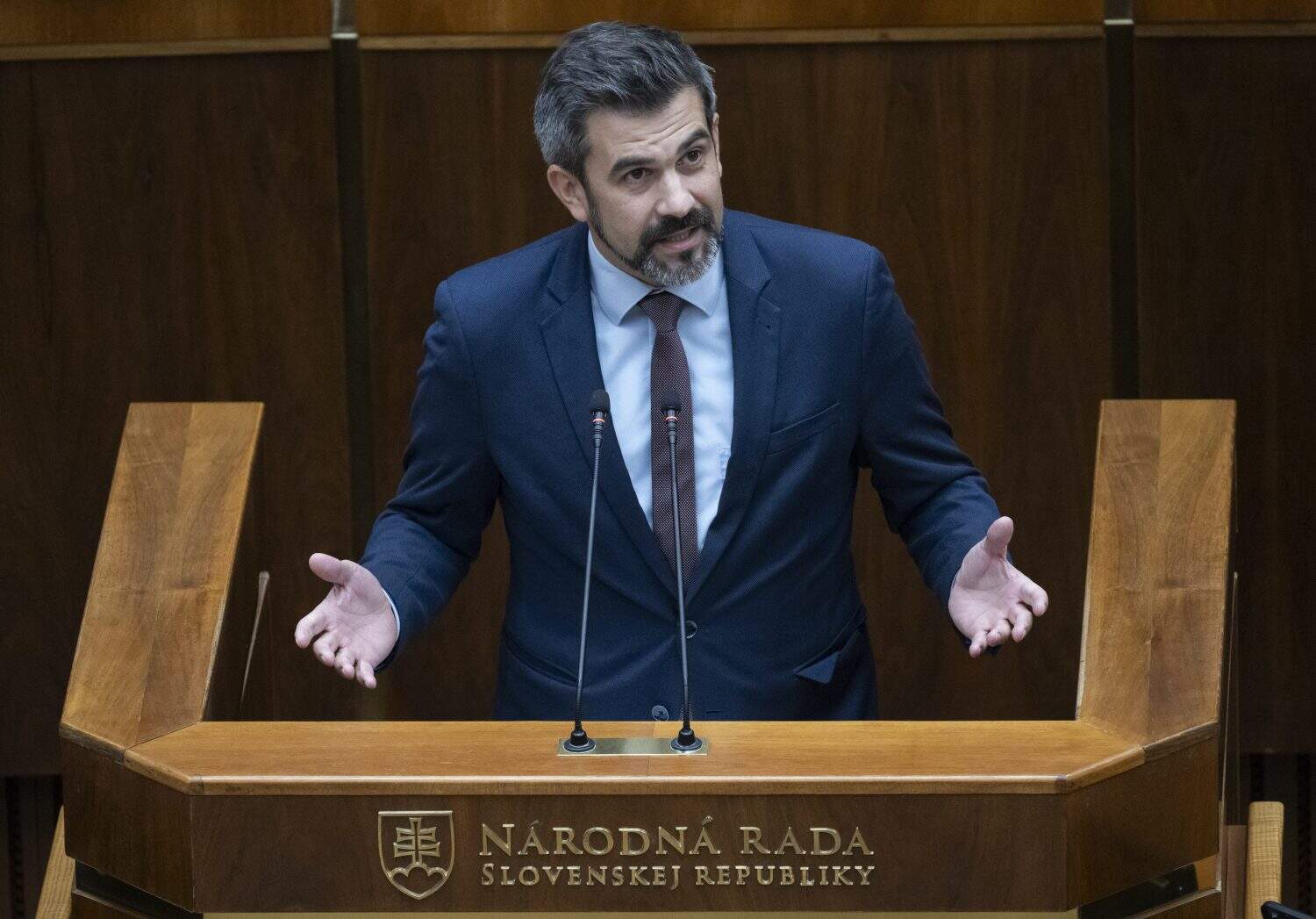 Tunel Višňové: Opozičné PS tvrdí, že je symbolom zlyhaní a premrhaných miliárd