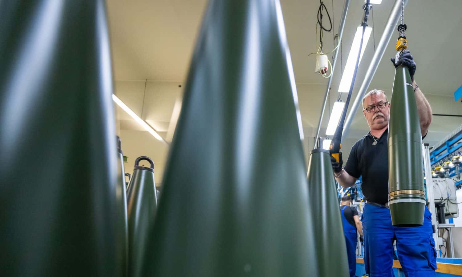 Slovensko má novú najmodernejšiu linku na výrobu delostreleckej munície: ZVS holding chce patriť medzi lídrov v Európe