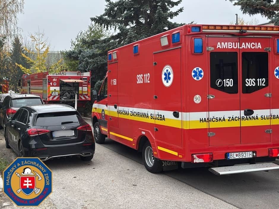 Požiar kotolne v rodinnom dome v Dunajove: Jedna osoba sa nadýchala splodín, zasahovali hasiči FOTO