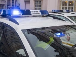 V uliciach Nitry veľký počet vrakov: Mestská polícia zasiahla pri 149 autách