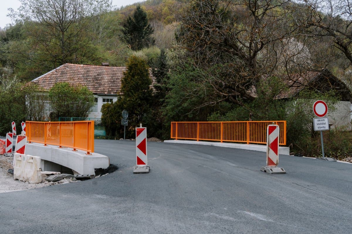 Most v Uhliskách je po modernizácii bezpečný a otvorený: Pozrite, čo všetko sa zmenilo