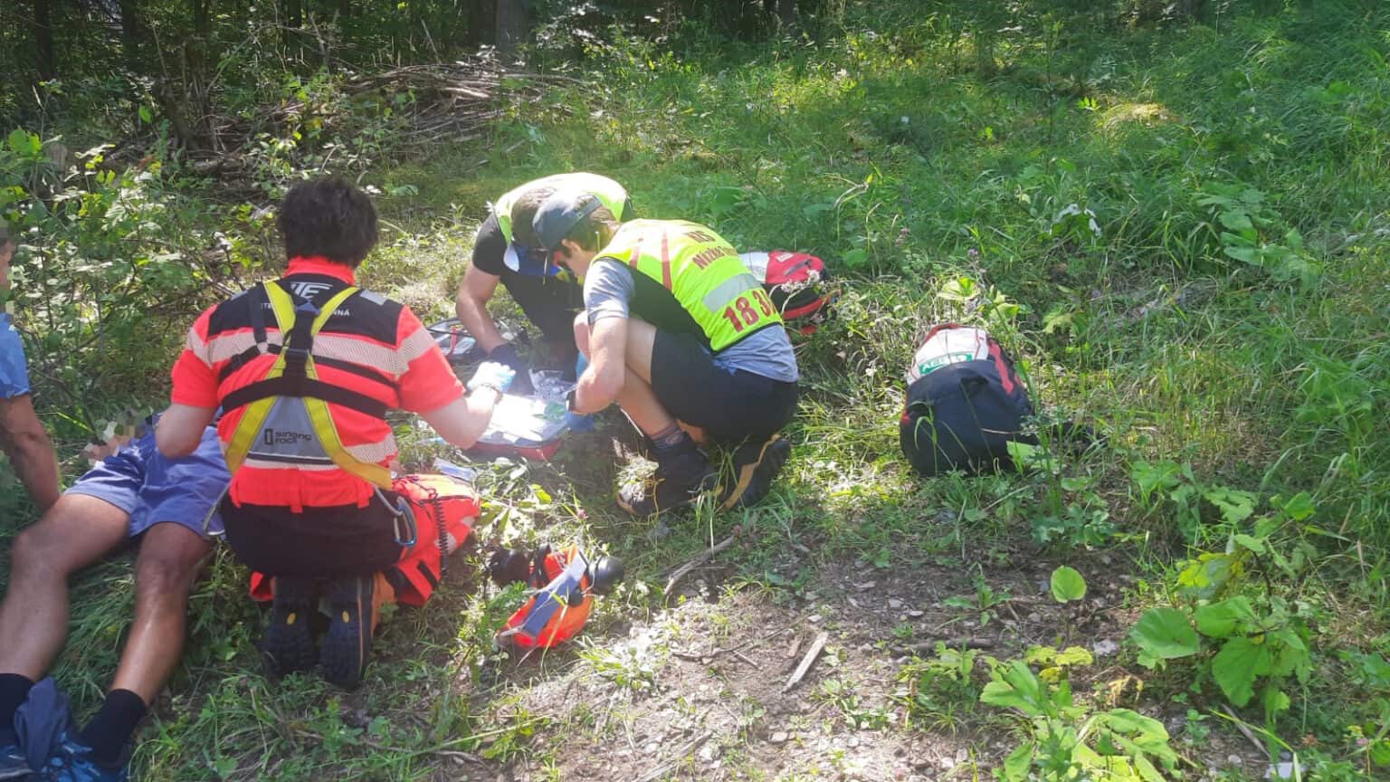 Dráma v Nízkych Tatrách: Rakúskeho turistu po uštipnutí hmyzom zachraňovali záchranári aj vrtuľník