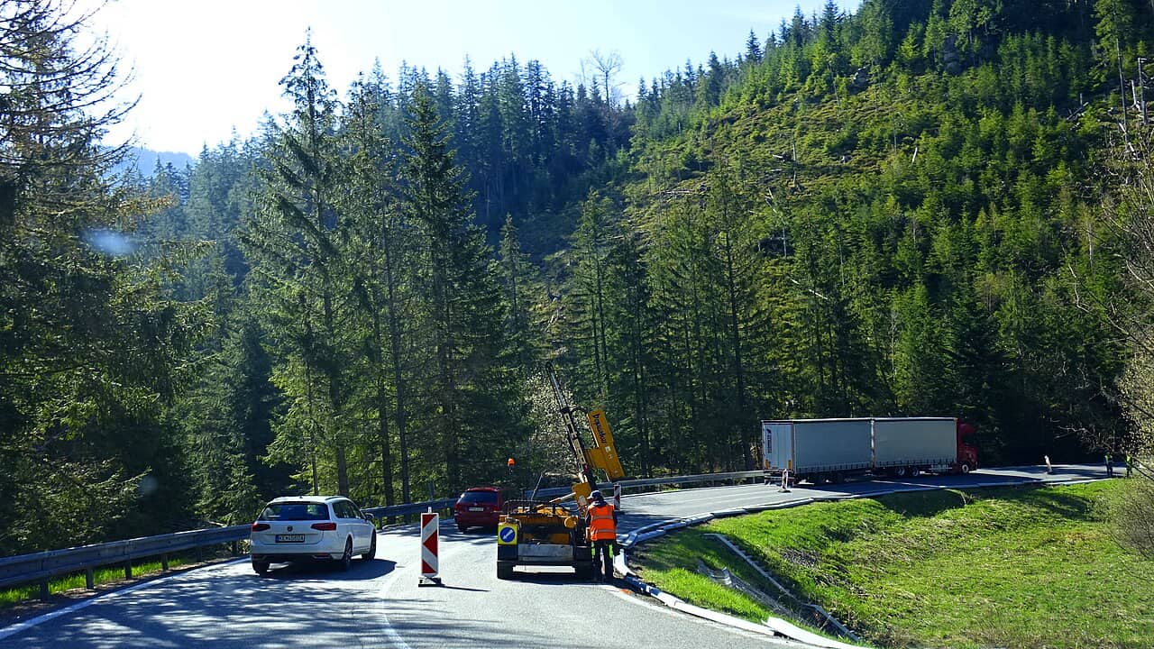 Dôležitá údržba lesa na Čertovici: Motoristov čakajú obmedzenia, práce potrvajú mesiac
