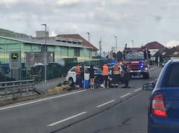 AKTUÁLNE BRUTÁLNY NÁRAZ Motor z auta až vytrhlo! Hlásia zranenia: Mrazivé FOTO zo záchrannej akcie