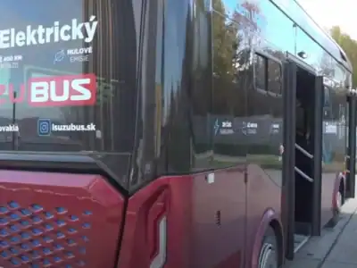 V Handlovej štartuje revolúcia v MHD: Elektrické autobusy vyjdú do ulíc už po prázdninách