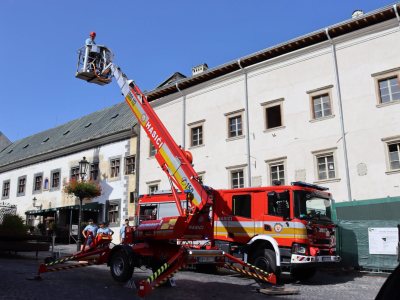 Banská Štiavnica získala výškovú plošinu: Ide o špeciálne vozidlo pre zásahy v úzkych uličkách