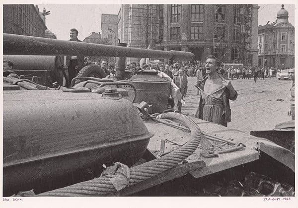 Silné zábery okupácie Bratislavy 1968: Výstava Ladislava Bielika v SNM pripomína augustové dni